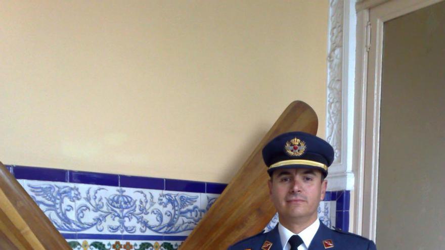 El teniente Mariano González, con el uniforme del Ejército del Aire.