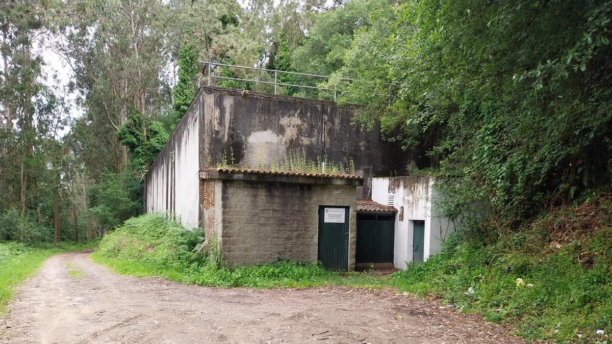 El depósito de agua de Castrillón, donde se detectó la incidencia.
