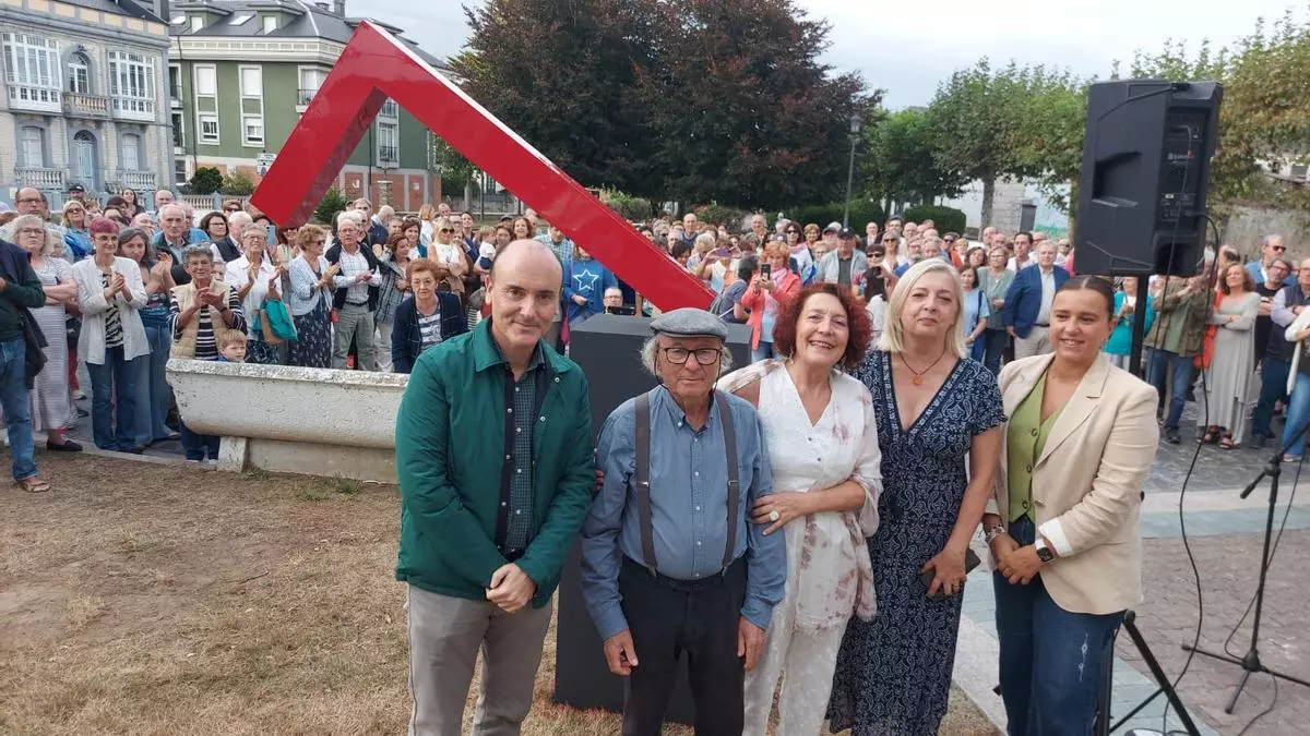 La Caridad estrena nueva obra de Herminio y celebra la suerte "de convivir con un genio"