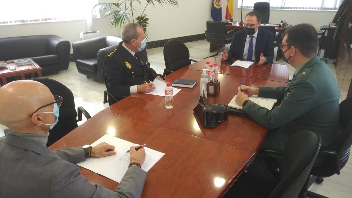 Reunión de coordinación en la Comisaría de la Policía Nacional