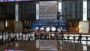 L’Ibex 35 puja un 0,58% i busca els 8.300 punts