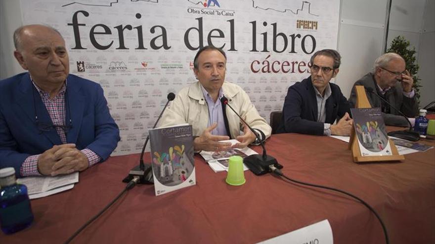 El ayuntamiento recoge en un libro los textos del premio Antonio Rubio Rojas