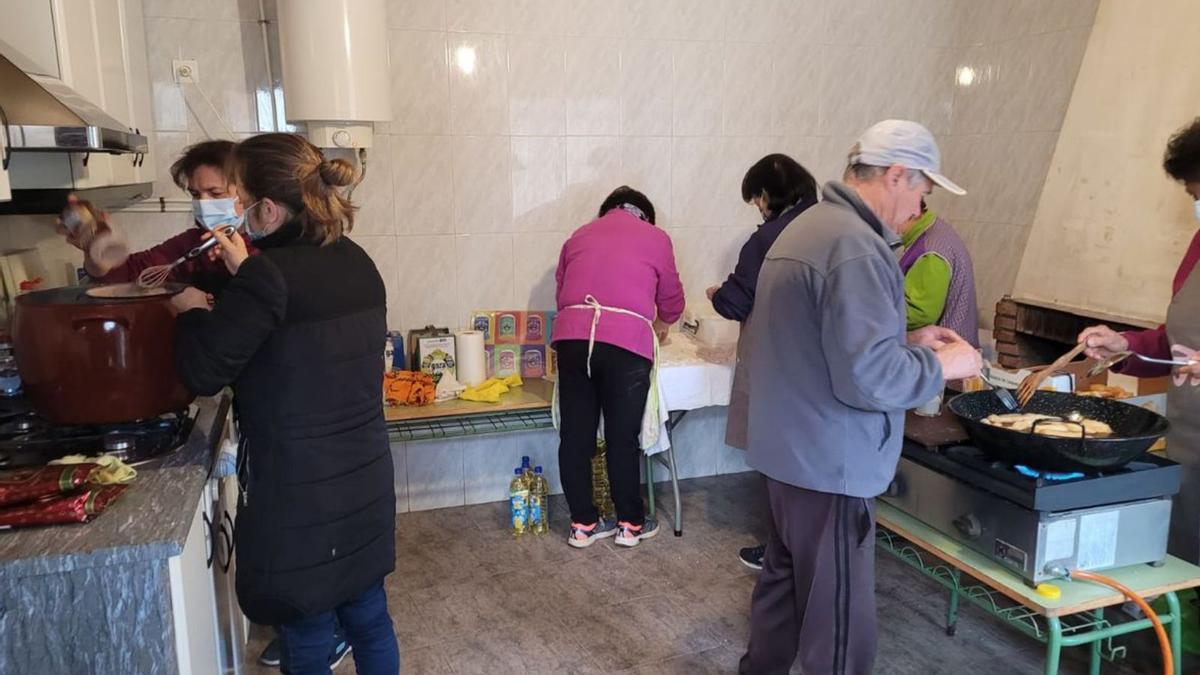 Preparación de la comida que puso fin al concejo de carnes tolendas. | Ch. S.