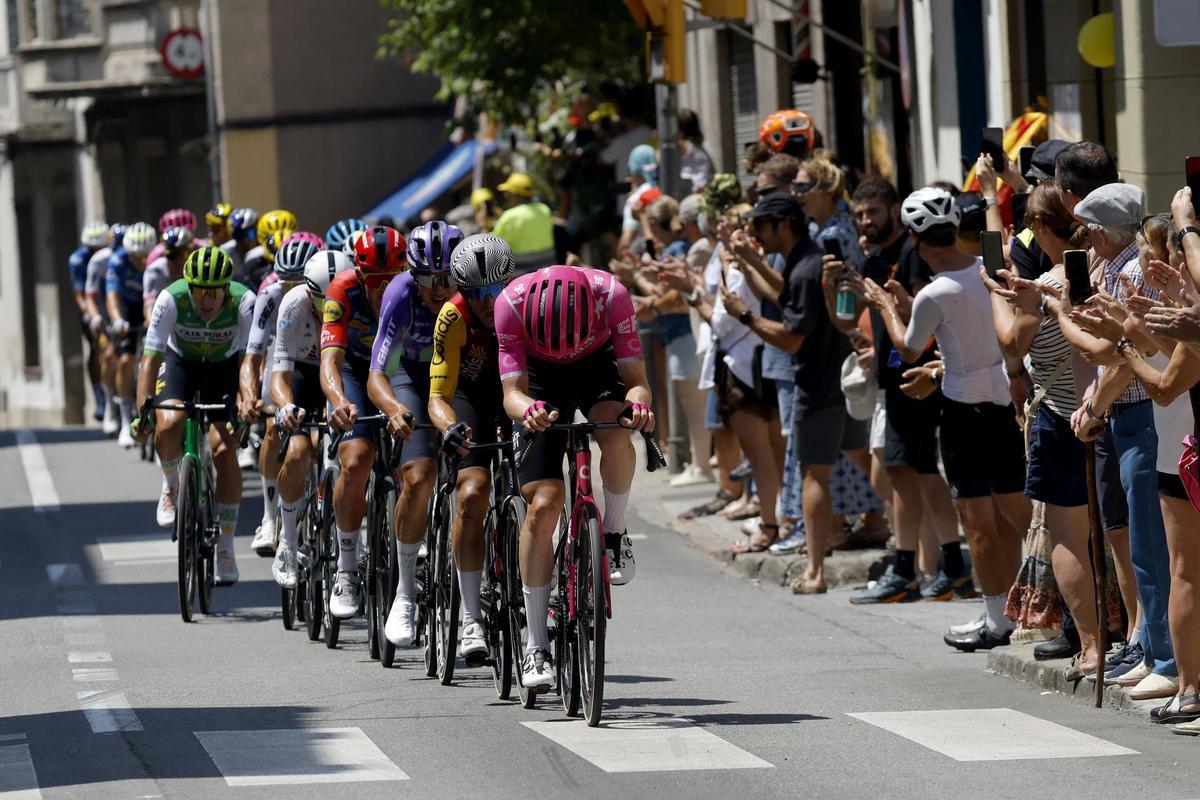 Pogacar gana su primera etapa de esta edición del Tour de Francia con un magnífico sprint en Les Angles Pogacar gana su primera etapa de esta edición del Tour de Francia con un magnífico sprint en Les Angles