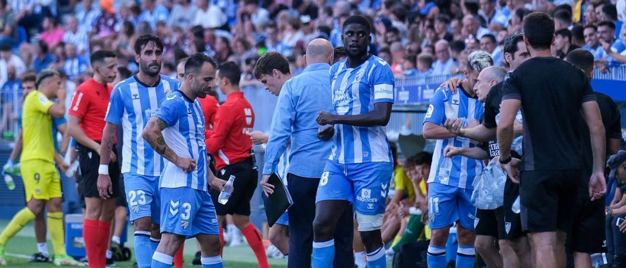 El Málaga CF tendrá seis partidos clave en octubre para mejorar la clasificación.