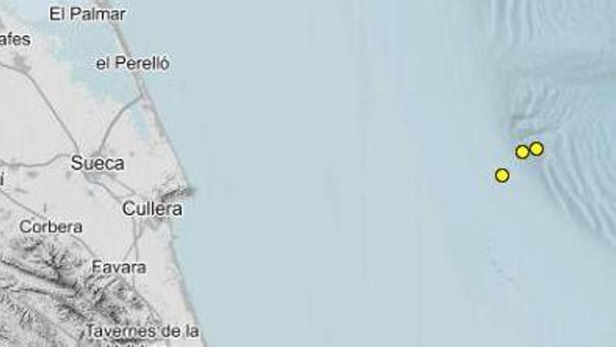 Localización de los tres movimientos sísmicos detectados en el mar.