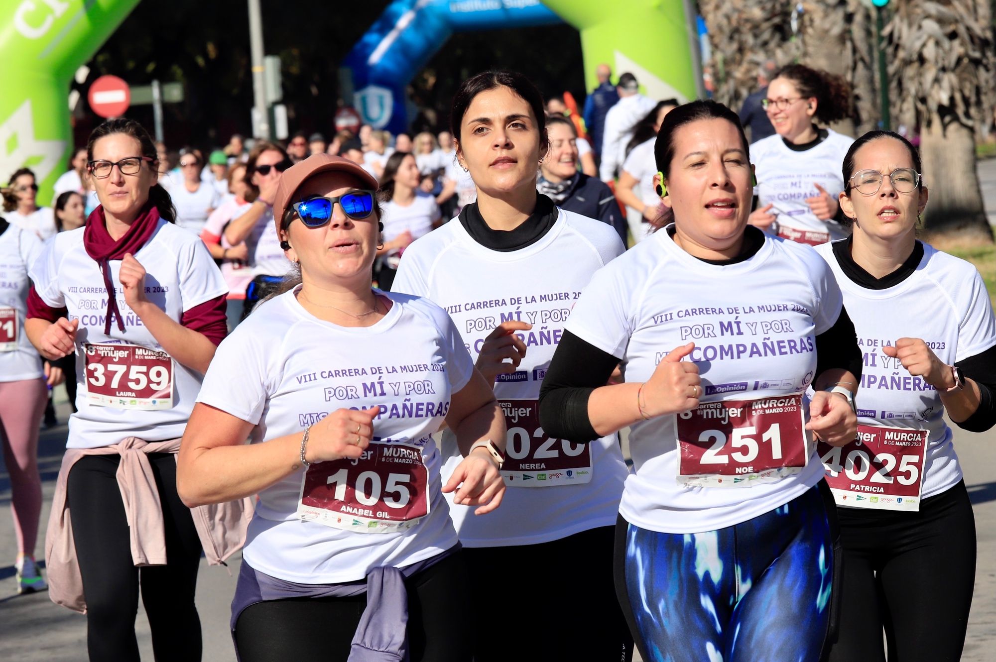 La salida y el recorrido de la Carrera de la Mujer 'inmortalizados' en imágenes