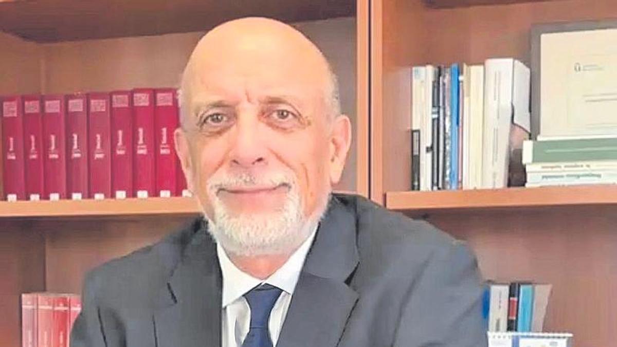 Eduardo Ruiz Vegas, presidente del Colegio de Graduados Sociales de Málaga y Melilla.
