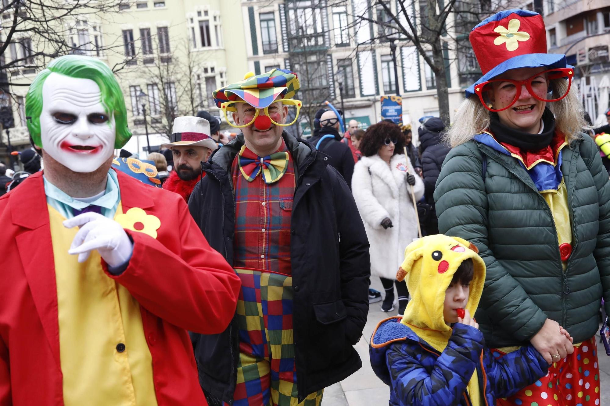 Así han disfrutado pequeños y mayores en el desfile infantil del Antroxu de Gijón (en imágenes)