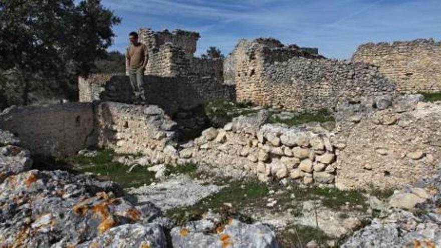 Imagen del poblado morisco de L&#039;Atzuvieta, en Vall d&#039;Alcalà, que es el que presenta un mejor estado de conservación de los cuatro afectados por la declaración.