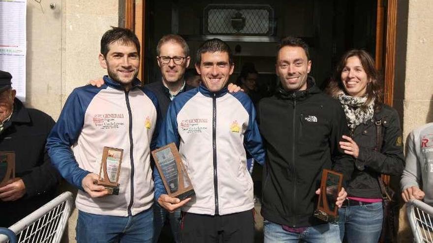 Los ganadores de la prueba absoluta estradense. // Bernabé/Cris M. V.