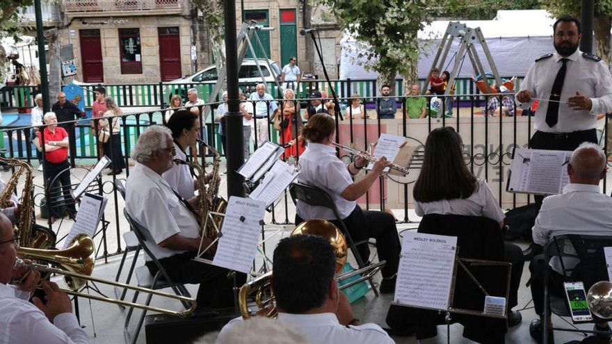 Actuación de la Banda Municipal de Música de A Lama. |  José Lores