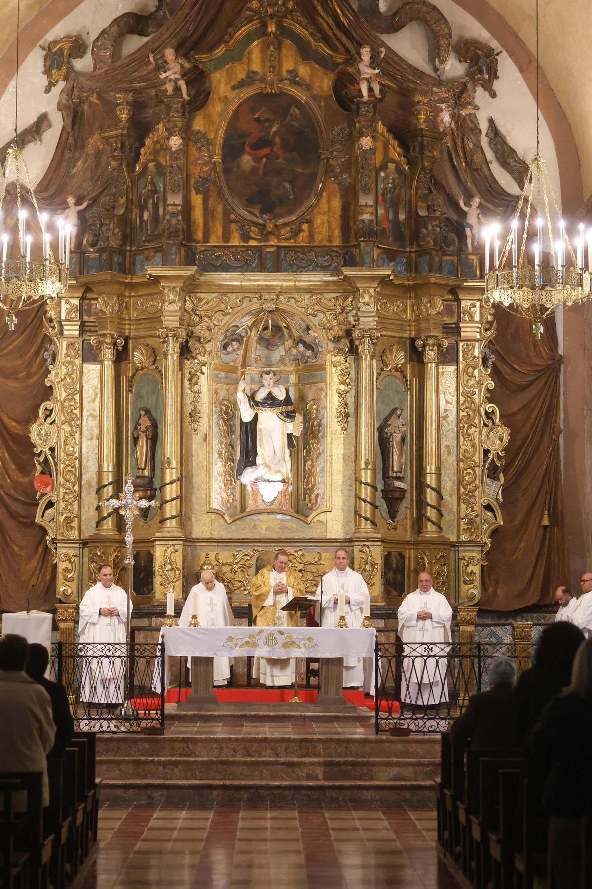 Santo Domingo acoge la misa por el 209 aniversario de la Catedral de Ibiza Santo Domingo acoge la misa por el 209 aniversario de la Catedral de Ibiza