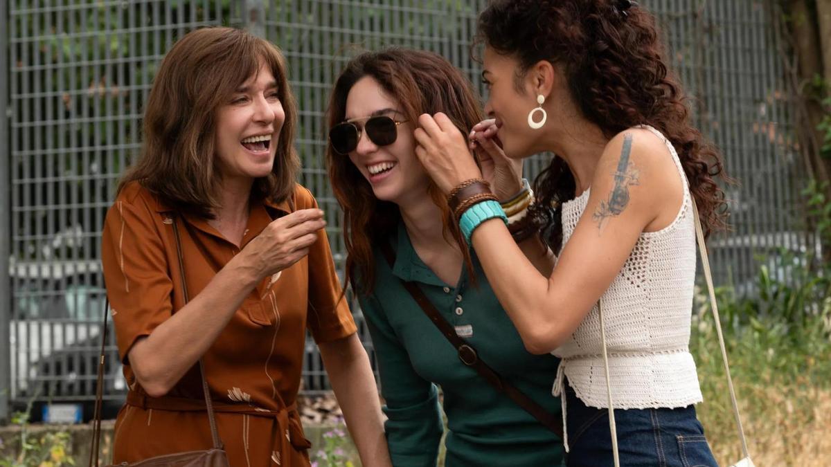 La película reivindica la figura de Goliarda Sapienza, actriz, poeta y novelista italiana procedente de una familia anarquista y antifascista, que fue tratada con electroshocks, intentó suicidarse y, en 1980, fue encarcelada por vender joyas robadas.