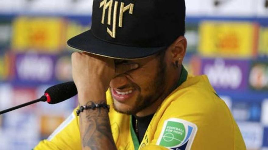 Lágrimas de Neymar recordando la entrada de Zúñiga