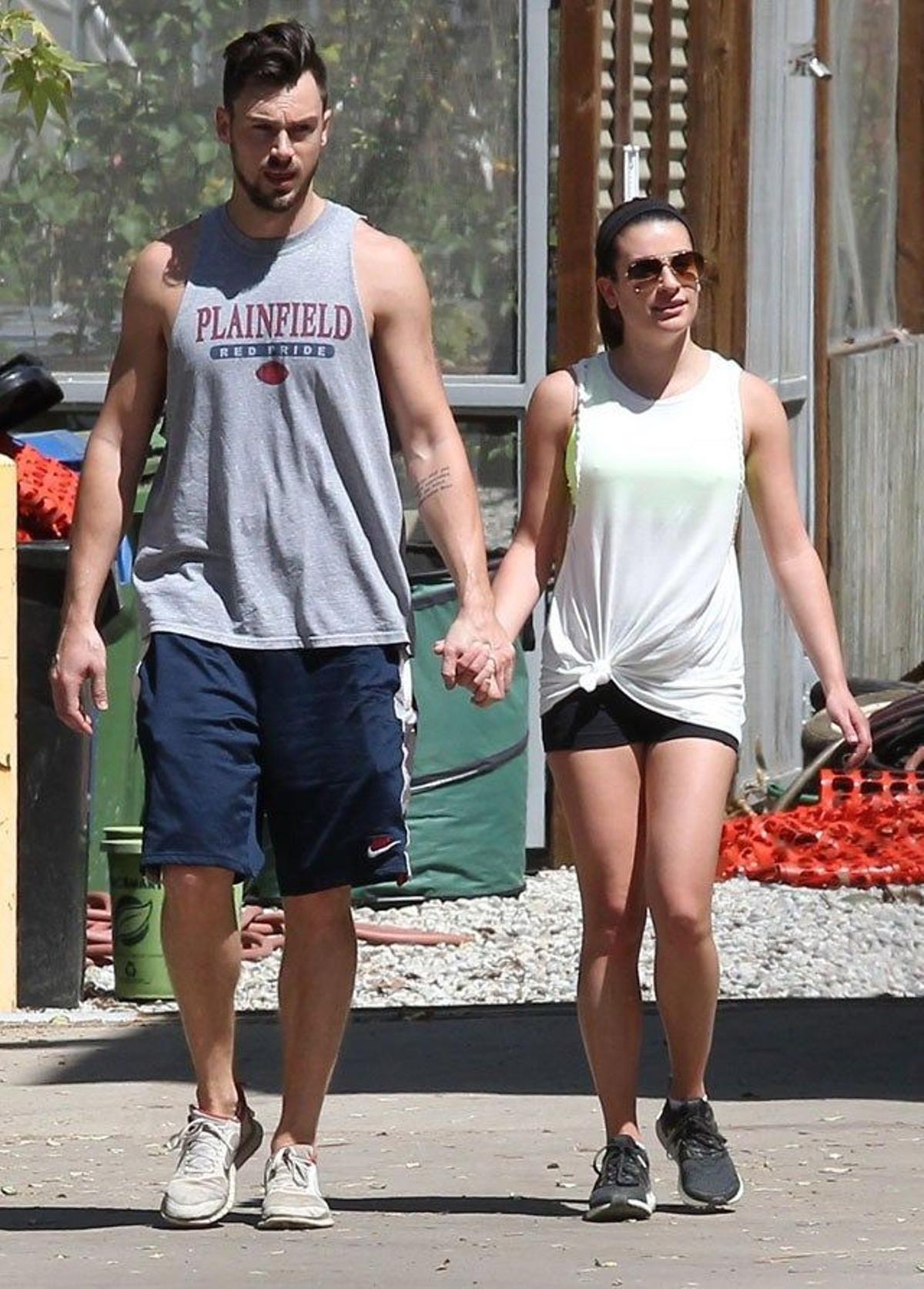 Lea Michele, de paseo junto a su chico por Los Ángeles