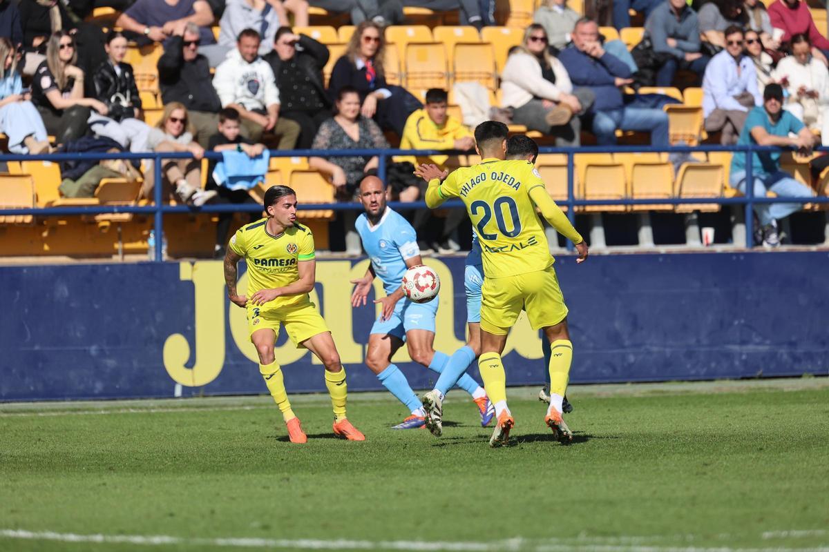 El Villarreal B fue de menos a más, pero no supo aprovechar sus buenas ...