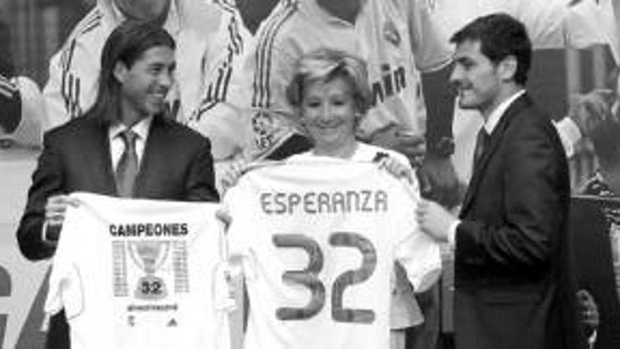 Aguirre agita la Copa