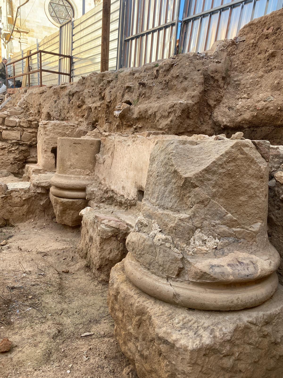 El hallazgo del foro romano de Baetulo se encuentra frente a la iglesia de Santa Maria de Badalona