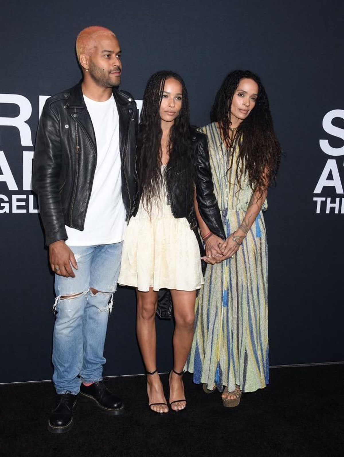 Todos los asistentes al desfile de Saint Laurent, Twin Shadow, Zoe Kravitz y Lisa Bonet.