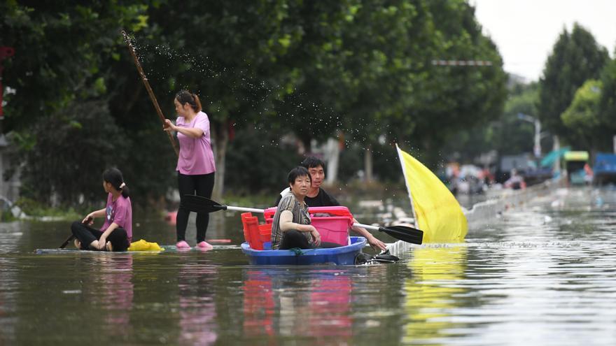 Una inundación deja al menos cuatro muertos y casi treinta desaparecidos en China