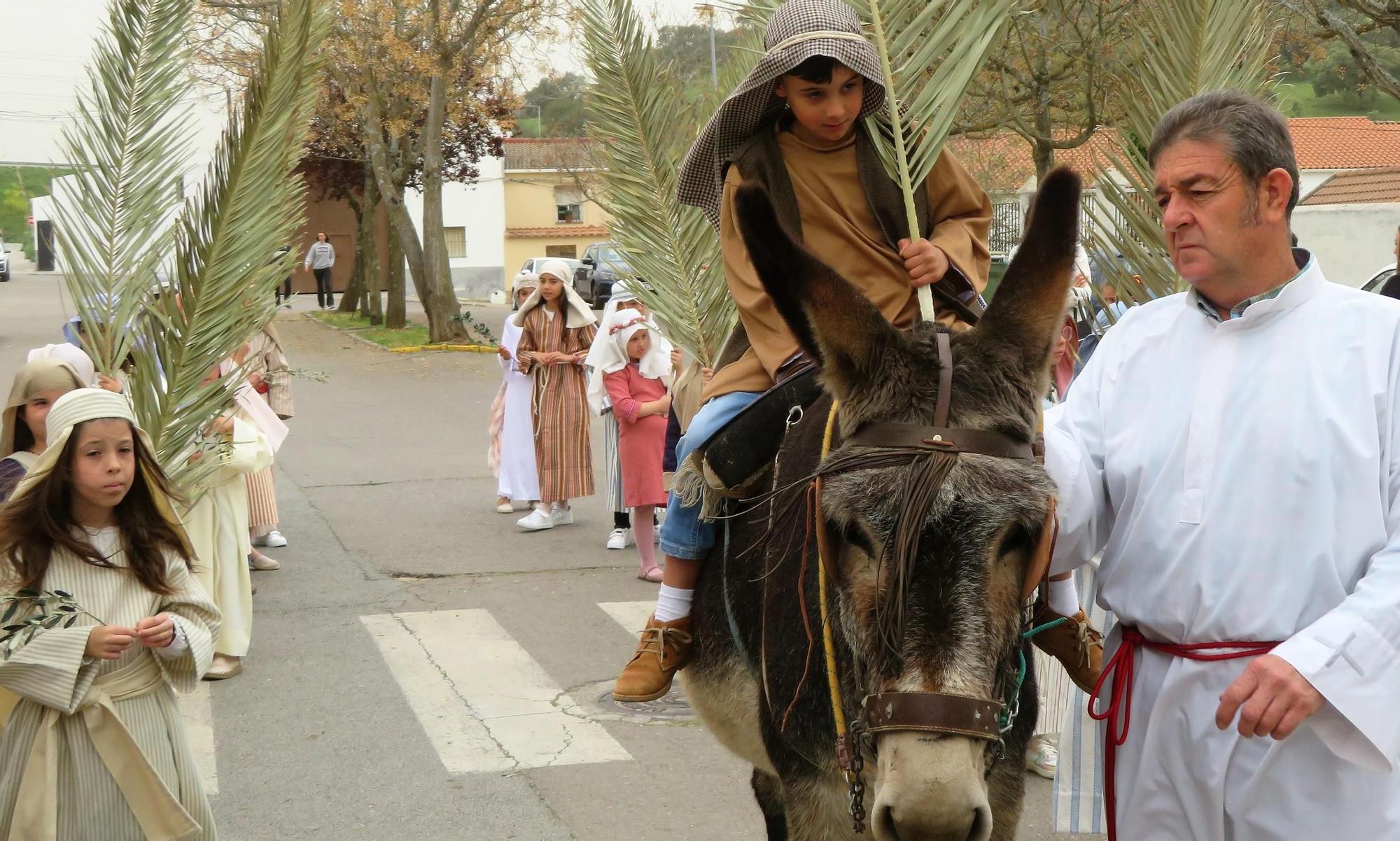 SEMANA SANTA PROCESIÓN DE PALMAS 2024 (43).JPG