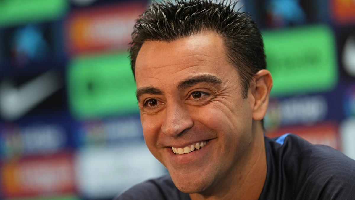 Xavi: "Si no se ganan títulos, vendrá otro entrenador; intento ser natural"