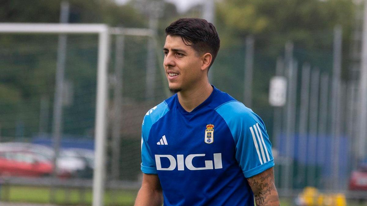 Colombatto, claro con su futuro: “Quiero quedarme en Oviedo pase lo que pase”