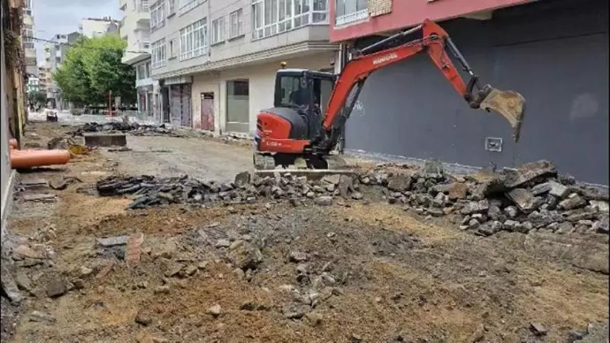 La calle Vicente Risco de Vilagarcía, patas arriba por una buena causa