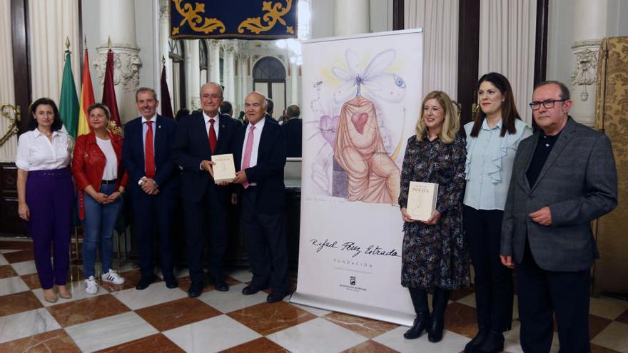 Autoridades y responsables de la edición, ayer en el Salón de los Espejos (Ruiz Noguera, a la derecha).