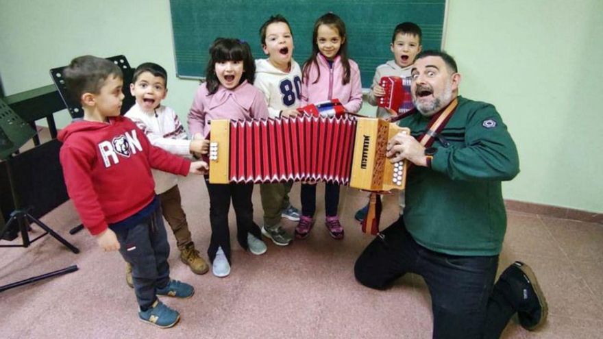 Tineo se quedará sin Escuela Municipal de Música y su coste está detrás de su clausura