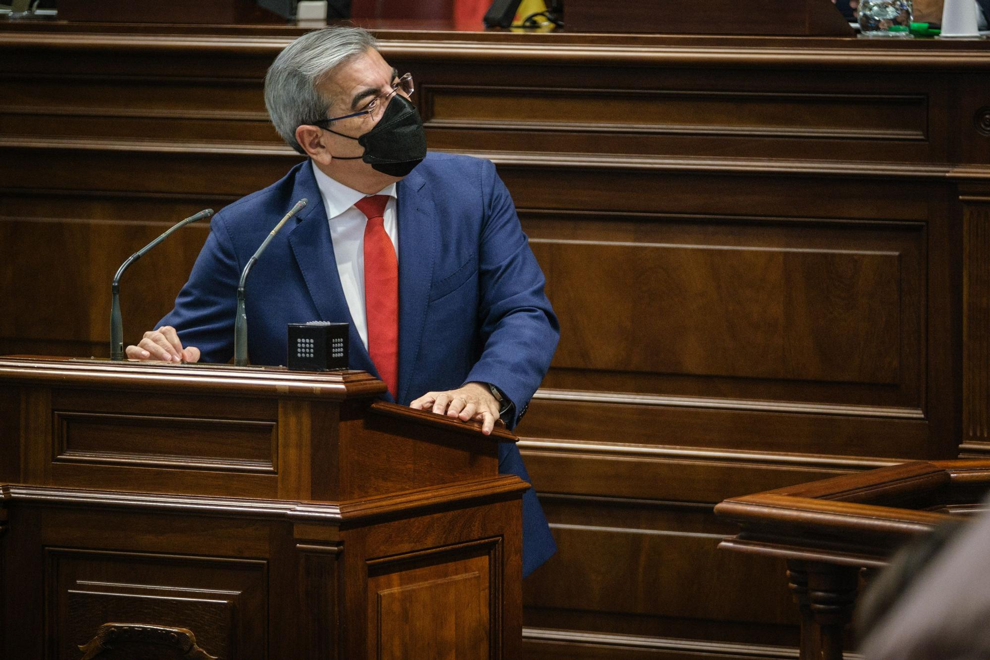 Pleno del Parlamento de Canarias (27/12/2021)