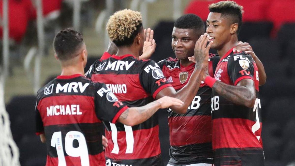Flamengo logró el pase a octavos de final como líder del grupo A