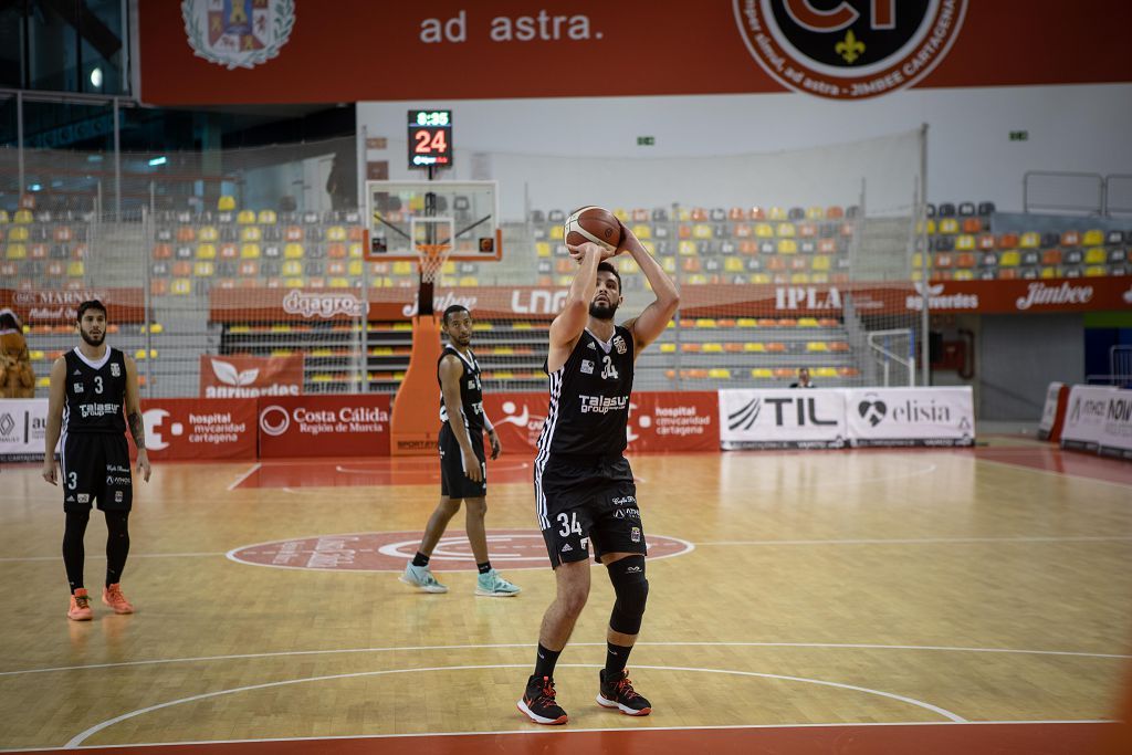 Todas las imágenes del encuentro del FC Cartagena CB ante el Herbalife Gran Canaria