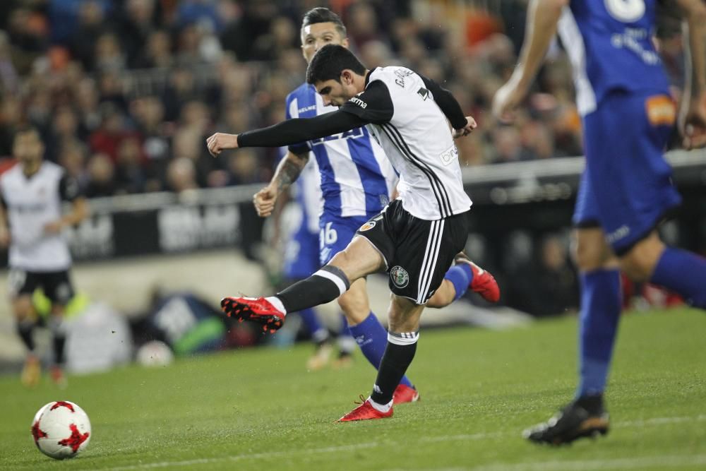 Valencia - Alavés, en imágenes