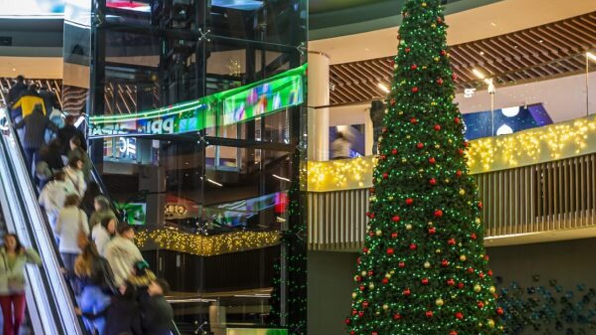 Imagen del interior del centro comercial.