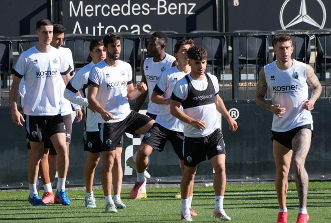 ¡Atención máxima! El entrenamiento previo en el SkyFi Castalia antes del Castellón-Almería