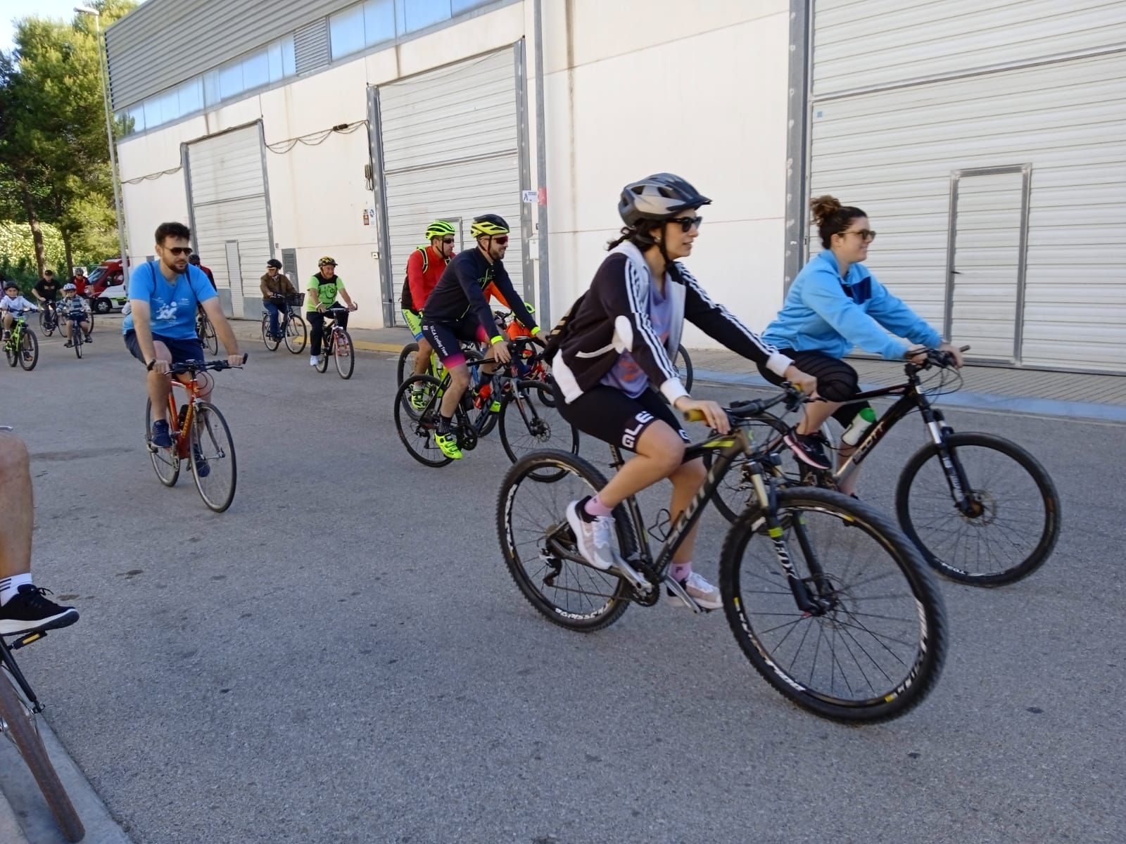 Dia de la natura y la Volta en la bici en l'Alqueria de la Comtessa