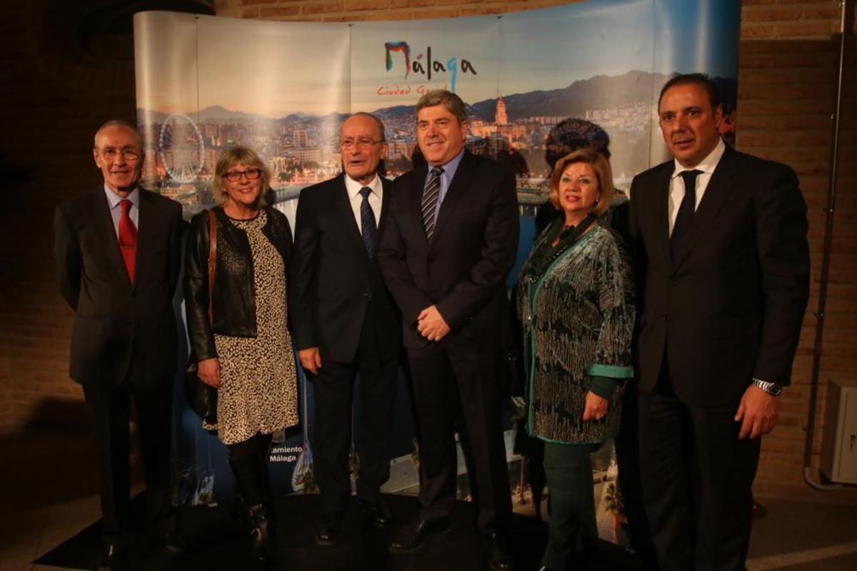 El Florida Retiro de Madrid acogió el acto de presentación de la oferta turística de la capital de la Costa del Sol, que estuvo precedido por un minuto de silencio en recuerdo de Antonio Garrido Moraga.