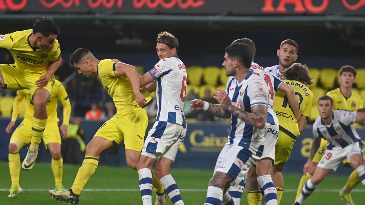 El Villarreal B cayó derrotado por un líder Leganés que remontó en los últimos minutos.