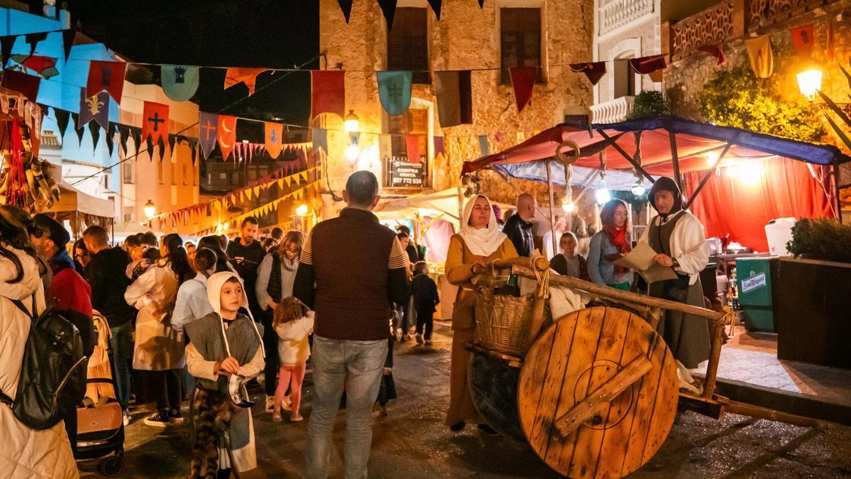 Galería de fotos de la jornada inaugural del Al-Qura Medieval en l'Alcora