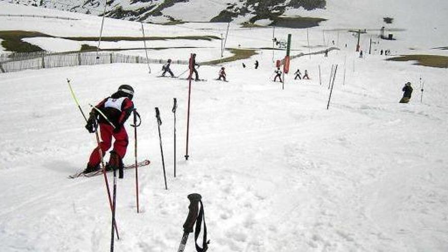 Cursos d&#039;esquí a l&#039;estació municipal baganesa de Coll de Pal, l&#039;any 2010