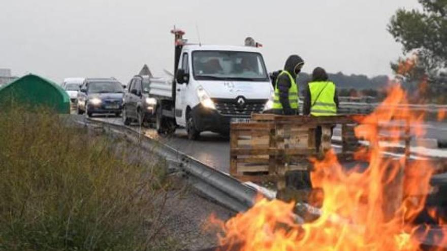Protestes a França que afecten el trànsit.