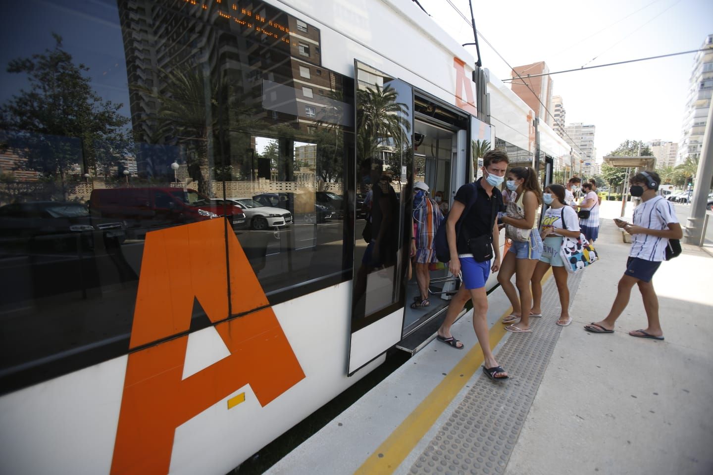 La conexión del TRAM de Alicante con el Hospital de Sant Joan se hará con un ramal desde la playa de San Juan