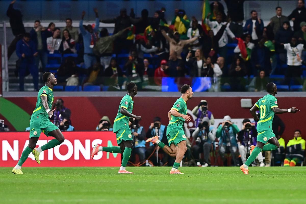 Sadio Mané celebra el gol de la victoria ante Egipto