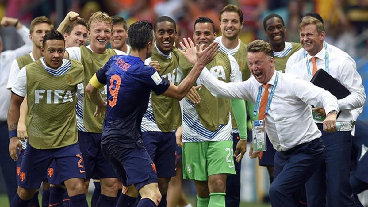 La euforia de Van Gaal tras el 1-1 frente a España en el Mundial de 2014