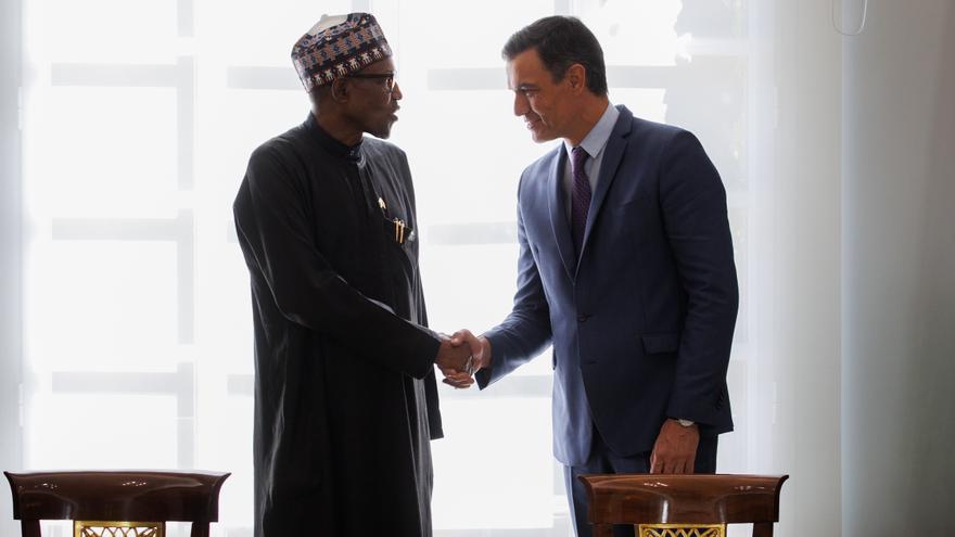 España prevé reforzar el suministro de gas y petróleo procedente de Nigeria