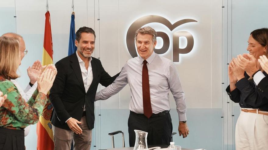 Emotivo recibimiento a Borja Sémper en el comité de dirección del PP tras superar un cáncer