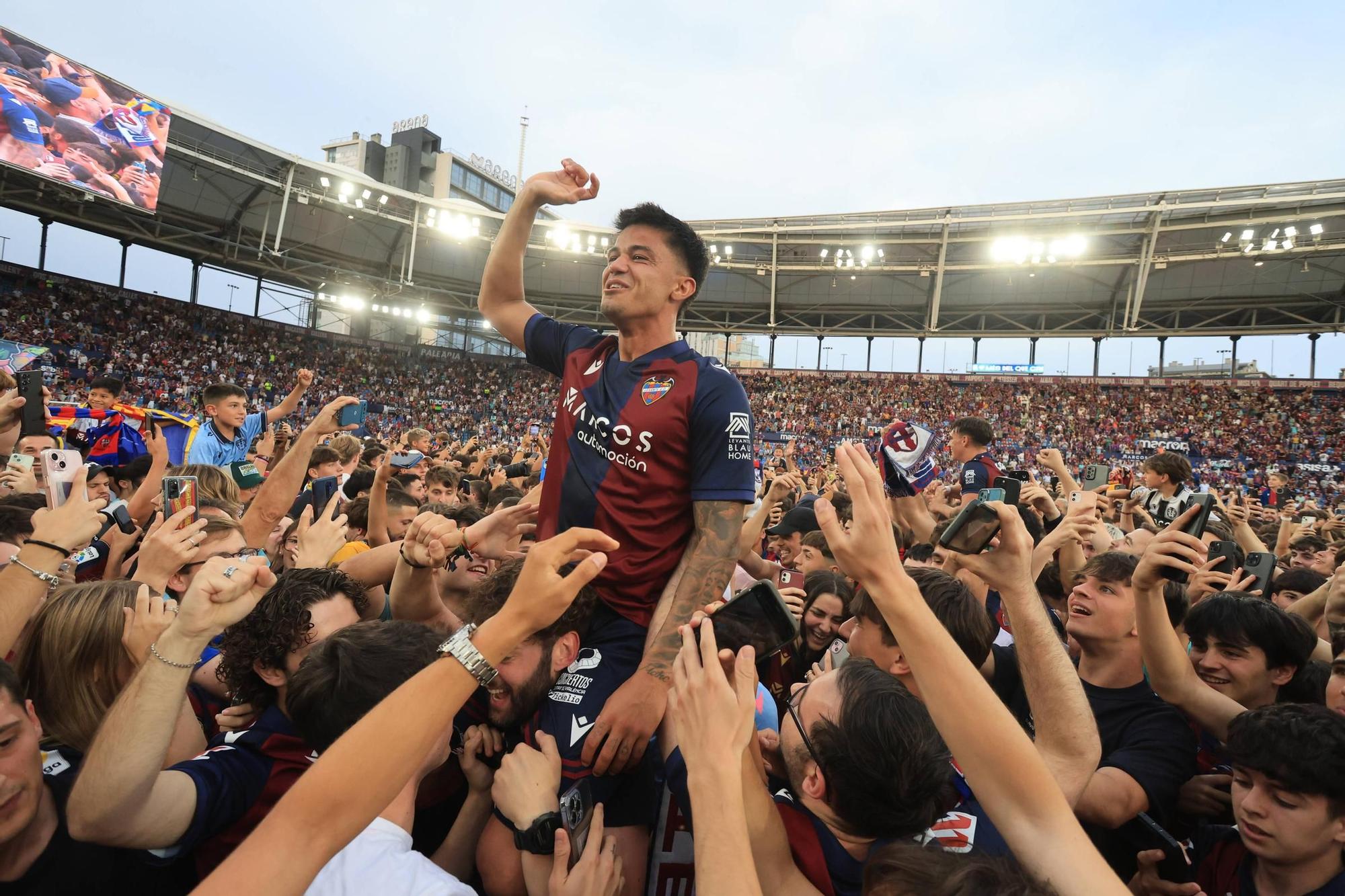 Las mejores imágenes de la celebración del Levante en el Ciutat
