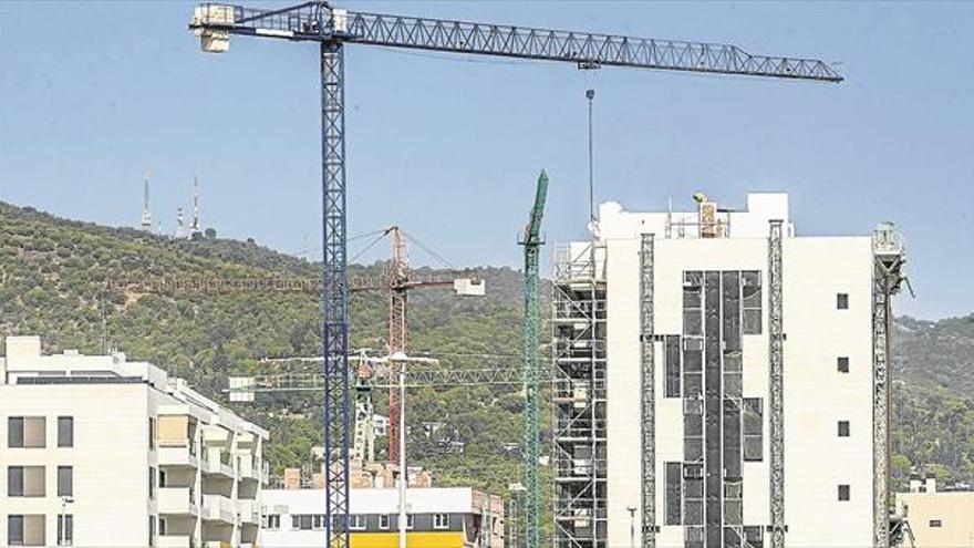 Construcor ve &quot;vergonzoso&quot; los 70 millones de obra pública del año 2016